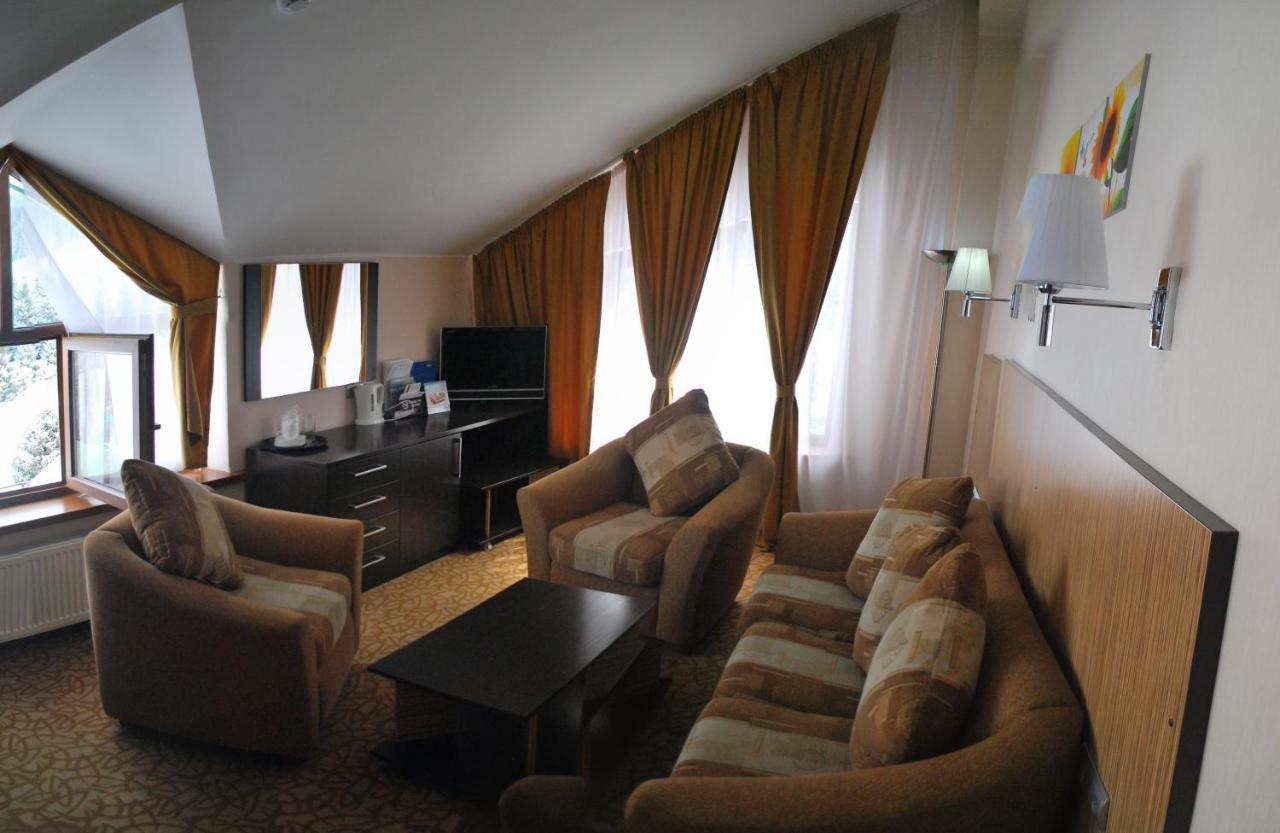 Kapriz Karakol Hotell Rum bild