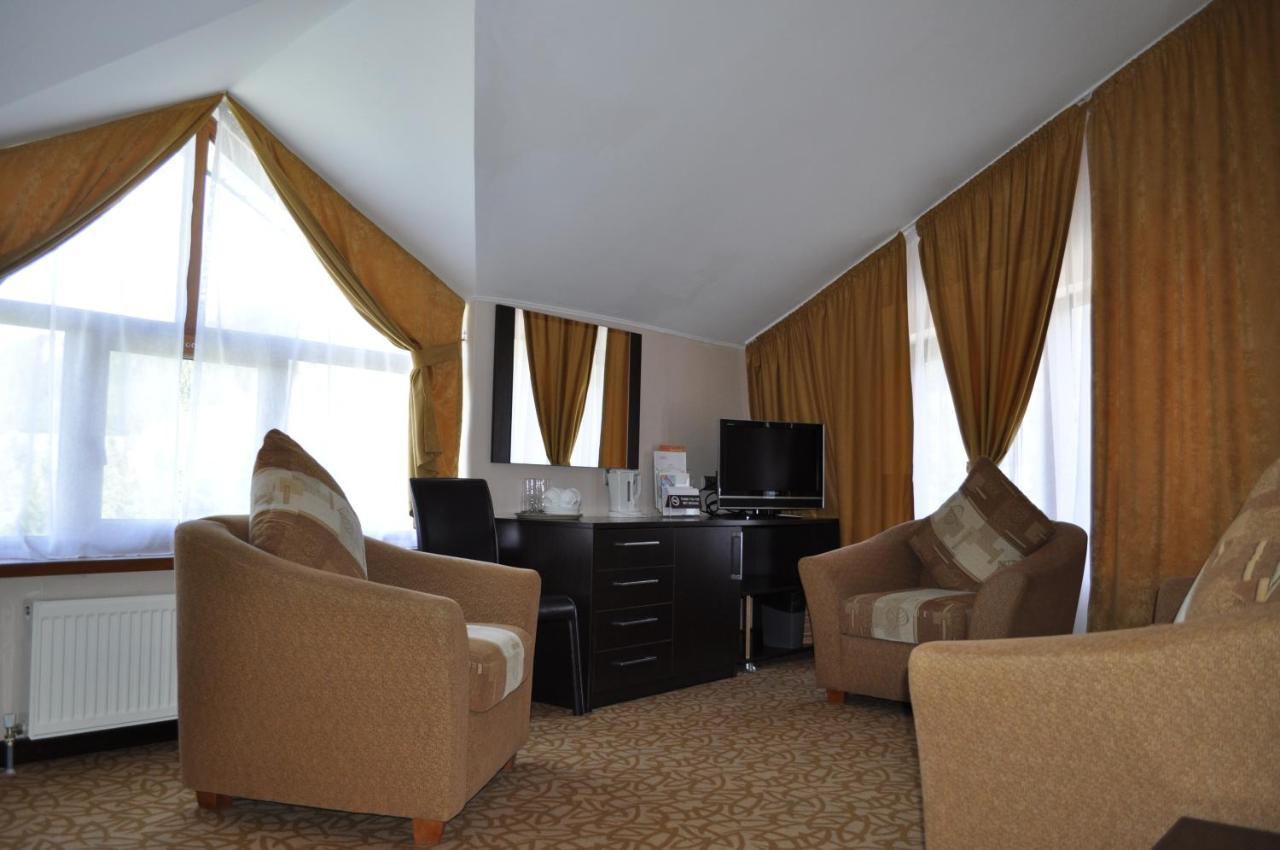 Kapriz Karakol Hotell Rum bild