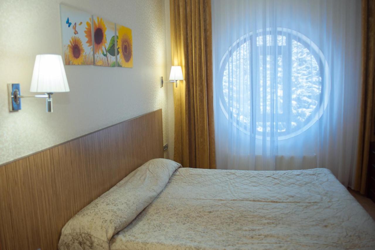 Kapriz Karakol Hotell Exteriör bild