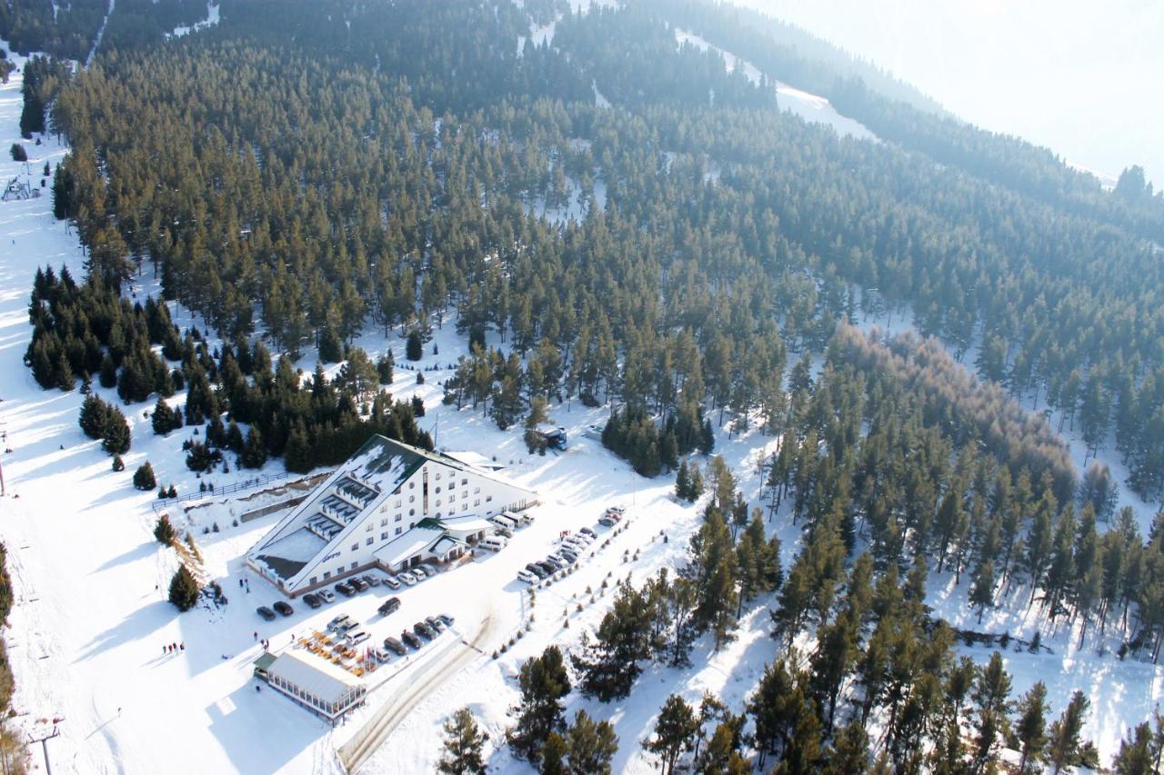Kapriz Karakol Hotell Exteriör bild