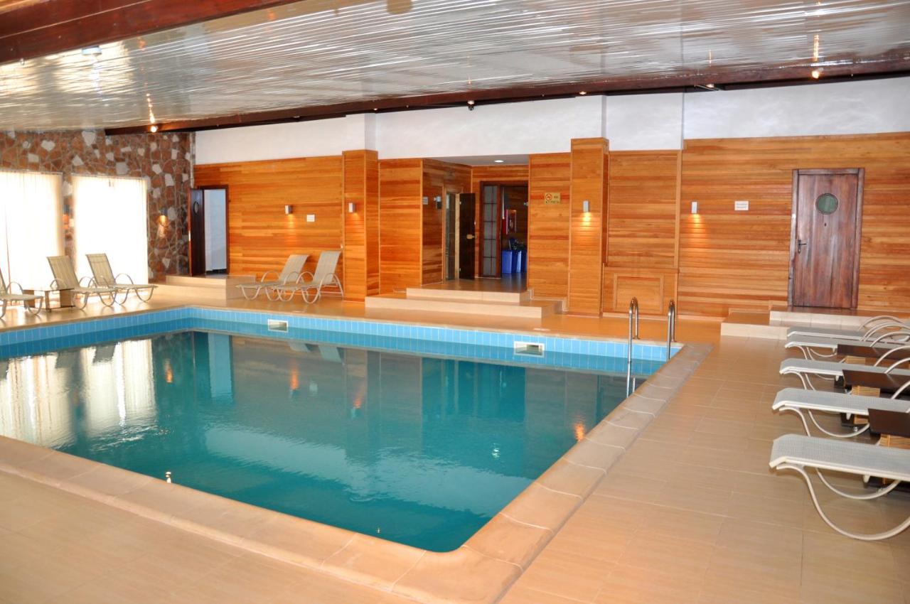 Kapriz Karakol Hotell Exteriör bild